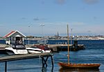 Auf der anderen Seite des Gullmann-Fjordes liegt Lysekil